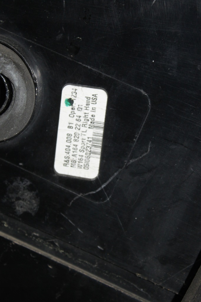 фото №4, Mercedes ml w164 лампа права задня europa