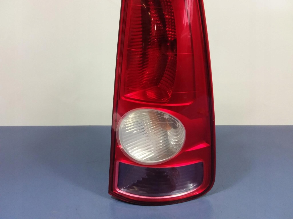 фото №3, Renault espace iv лампа задня права europa