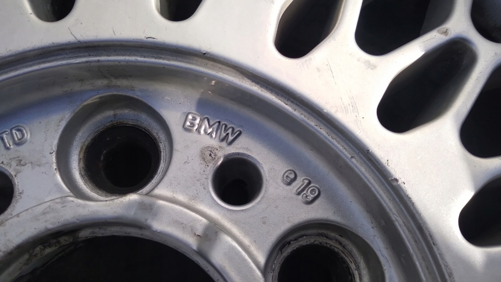 Купити Диски 15” aluminiowe комплект bmw e34 kba42022 1180991 5 x 120 et 19 7j