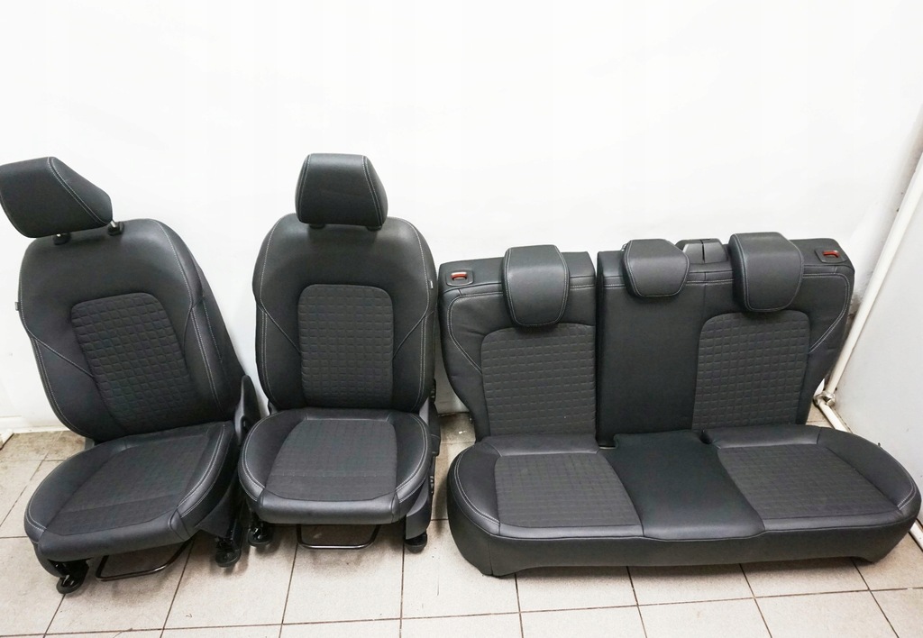 фото №1, Сидіння заднє сидіння ford fiesta active vii mk8