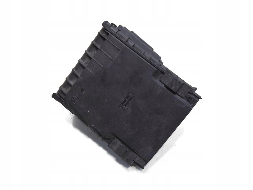 фото №1, Корпус коробка запобіжників vw golf v plus 1.6 fsi 1k0937132f
