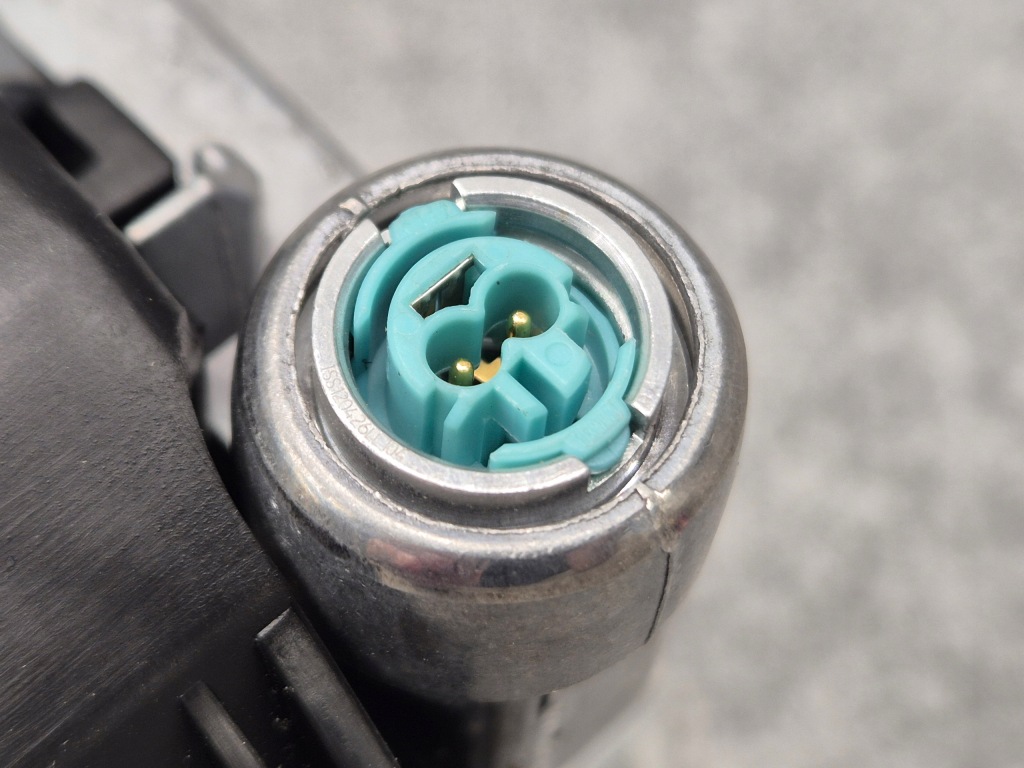 Audi a5 trzy punktowy ремень безопасности перед правый  оригинальный номер 8t8857706c v04 Цена