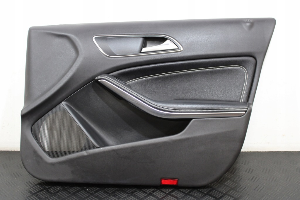 фото №1, Оббивка обшивка двері правий перед mercedes a-klasa w176 lift