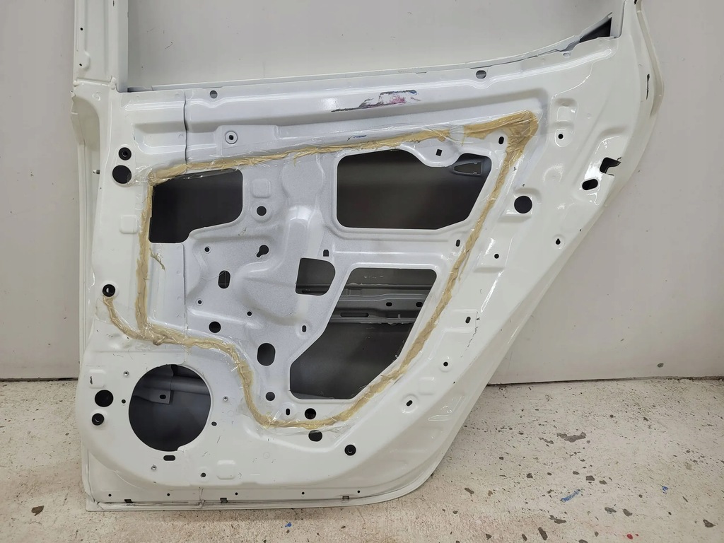 фото №11, Nissan leaf ii 2 17+ дверь задняя задние правое fv