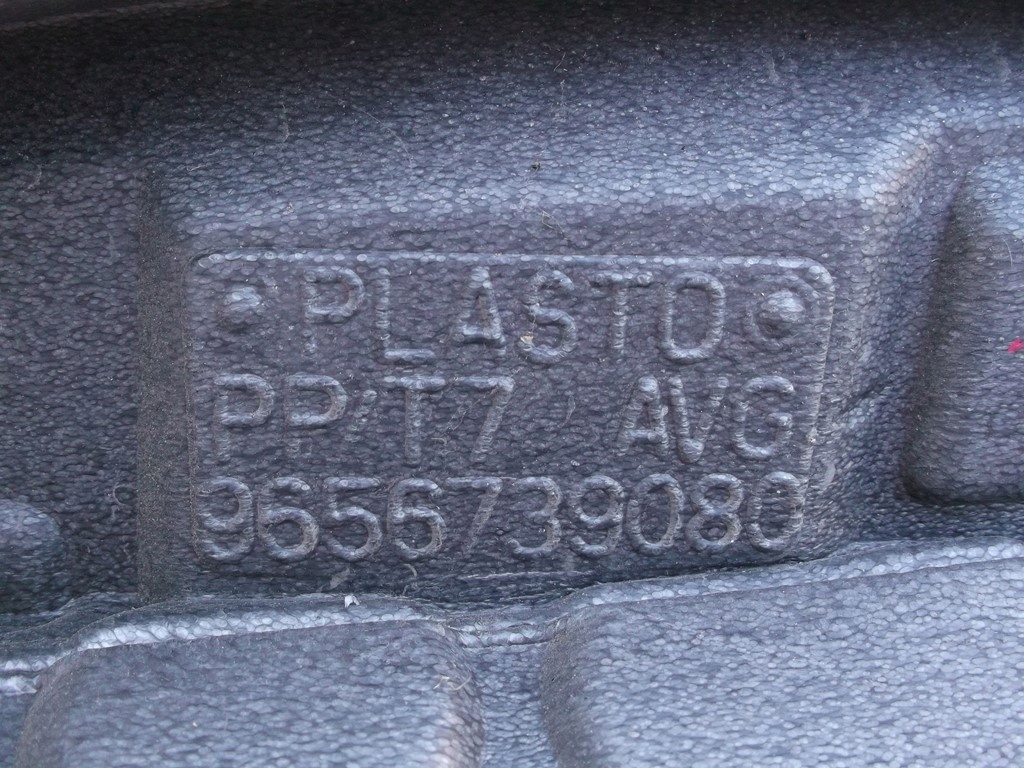 фото №4, Peugeot 308 t7 шумоизоляция крыла