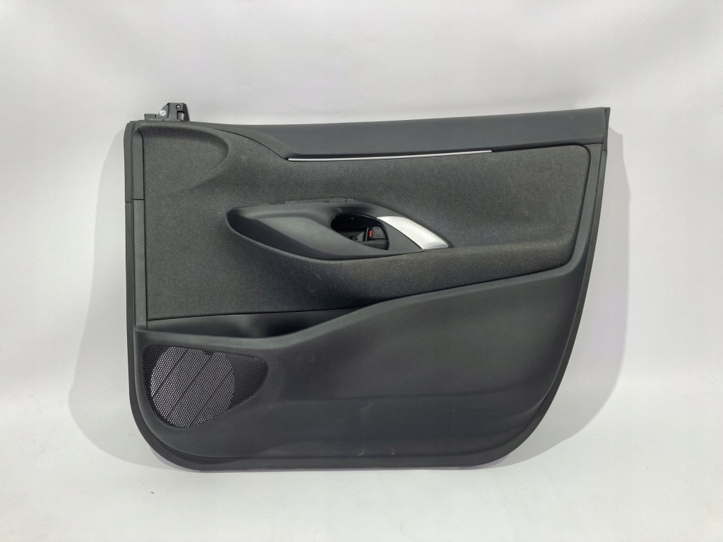 фото №2, Обшивка дверь перед правый yaris cross 21-