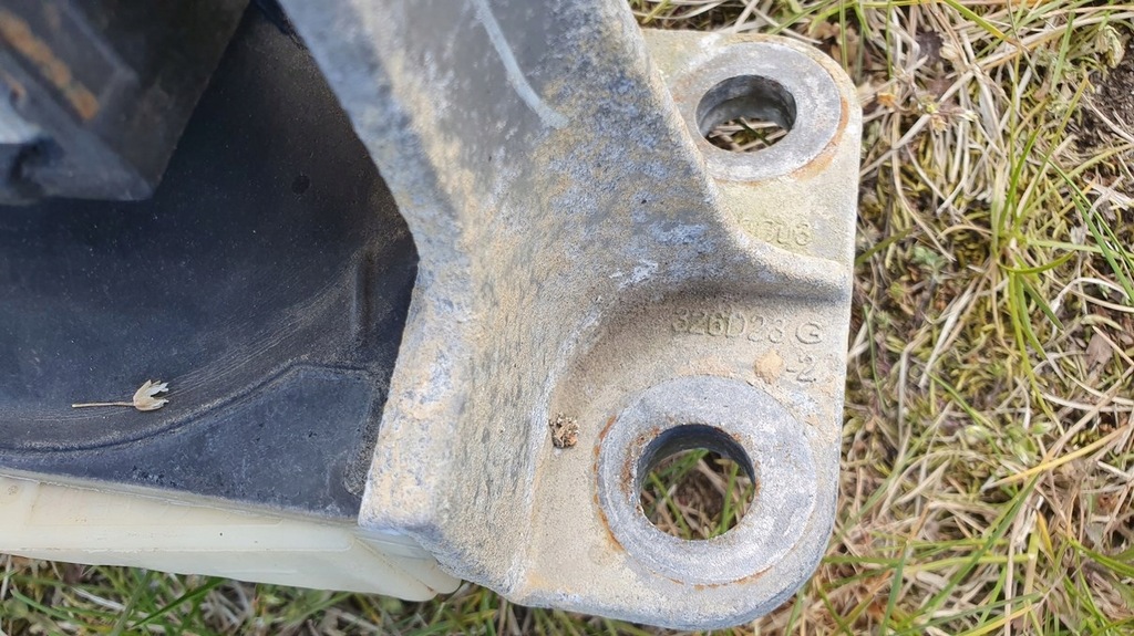 фото №2, Кронштейн подушка двигателя renault grand scenic iii 1.5