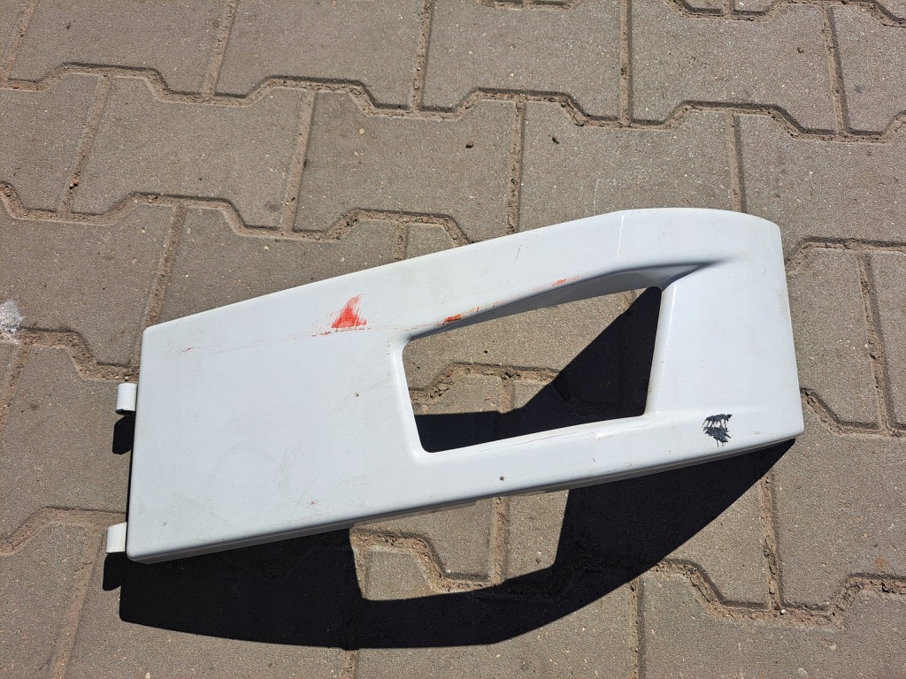 Купити Рамка захист ліва корпус протитуманна фара renault gama t