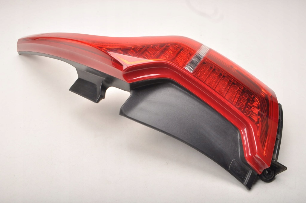 фото №2, Volvo xc90 ii лампа права задня правий задня 31655918