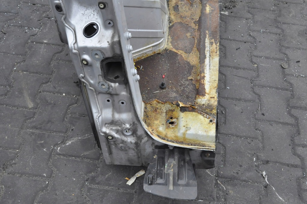 фото №7, Ford transit courier чверть крила лівий задня bok