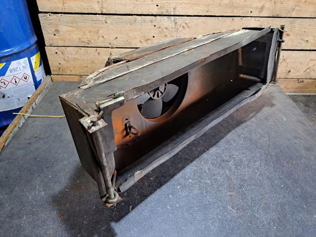 фото №4, Старий zabytkowy автомобіль prl вентилятор обдув корпус żuk nysa fiat ...