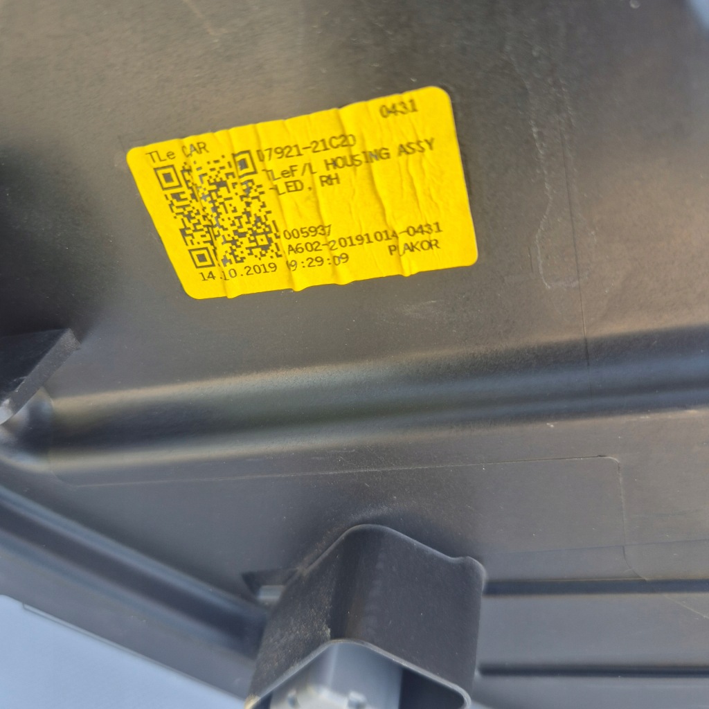 Hyundai tucson 3 рестайлинг  правая лампа full led eu с Разборки