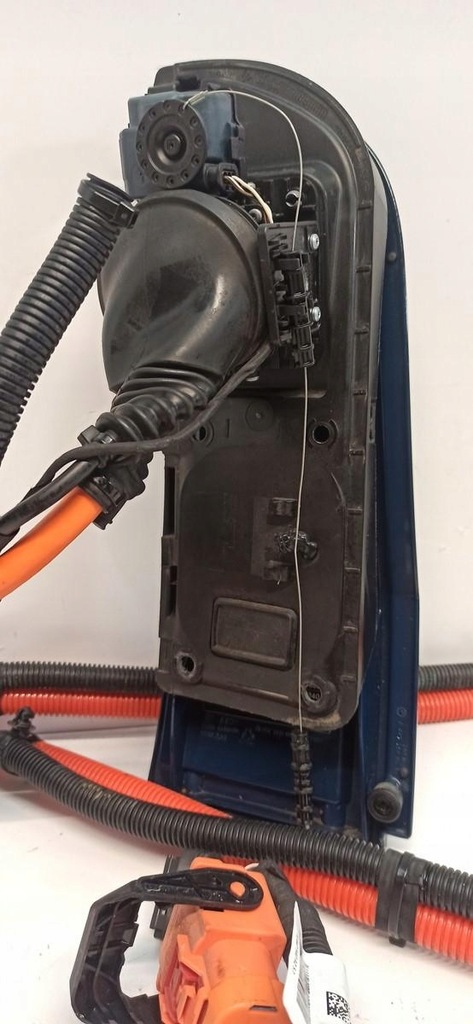 фото №6, Mercedes vito w447 крышка шланг зарядки a447550004 a4475409253