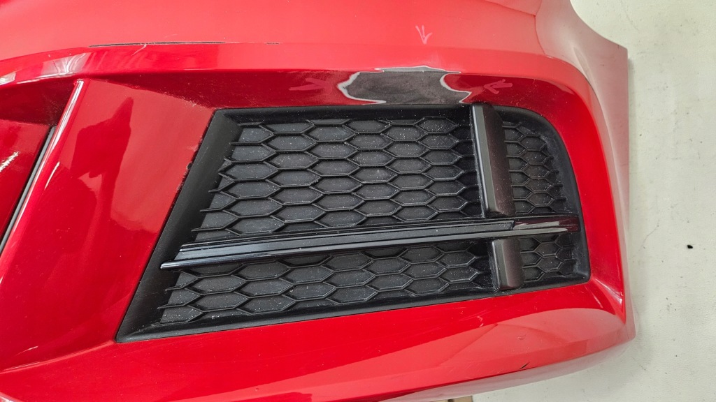 фото №9, Audi оригінальний номер 8v3807437am бампер передній