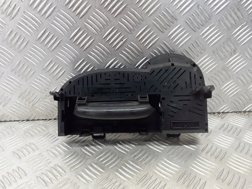 фото №3, Счетчик приборы renault twingo ii 1.2 8200725329