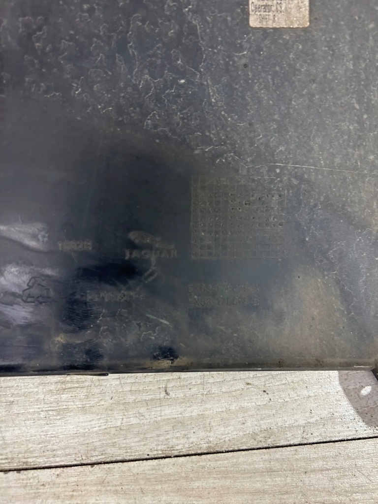 фото №3, Jaguar f-type бампер задний