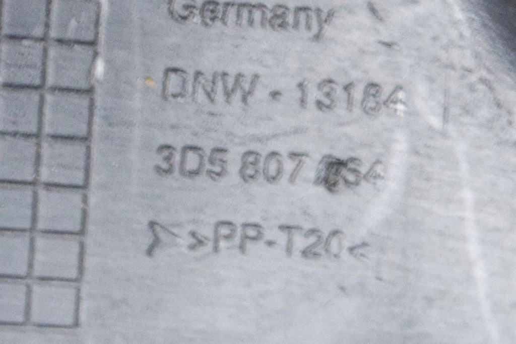 фото №7, Volkswagen phaeton 3d 5.0 tdi бампер задний кронштейн средний 3d5807364 2004