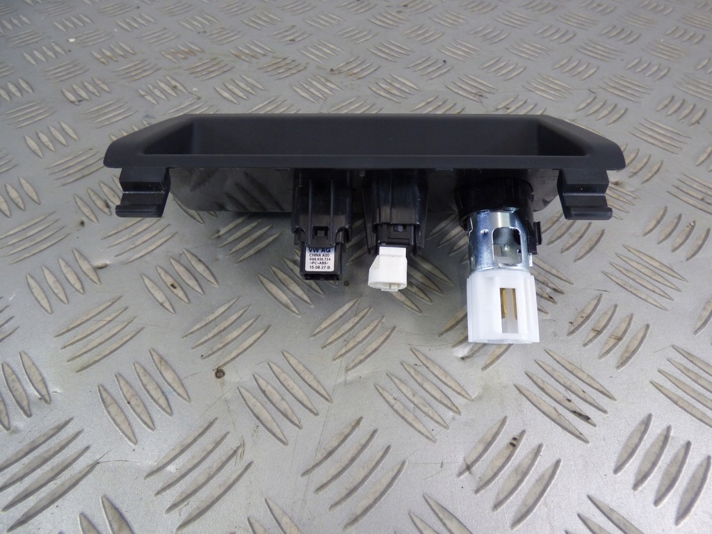 фото №7, Панель aux usb прикуриватель kpl skoda fabia iii