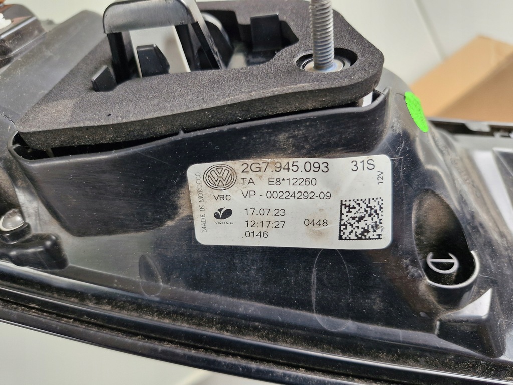 фото №12, Накладка лампа задняя vw taigo 2g7945093