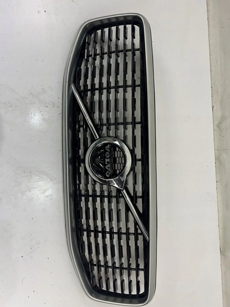 фото №1, Volvo xc60 2017 решітка радіатора