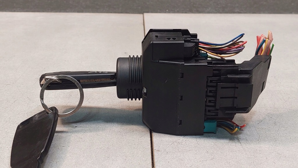 фото №4, Замок зажигания ключ вкладка ручка mercedes clk c208