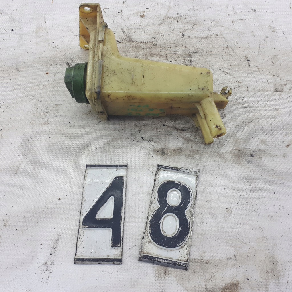 фото №1, Audi a6 c5 2.5 tdi бак жидкость усилителя