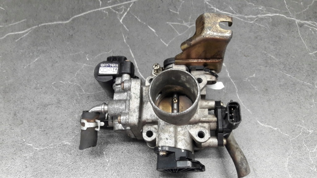 фото №1, 18137-83e11 дроссельная заслонка suzuki wagon r+1.3b 56kw