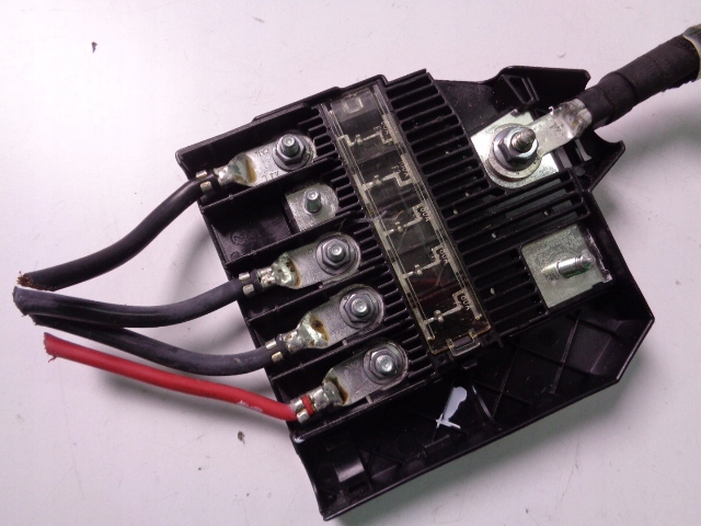 Розподільник напруги citroen c5 aircross 2017- Ціна