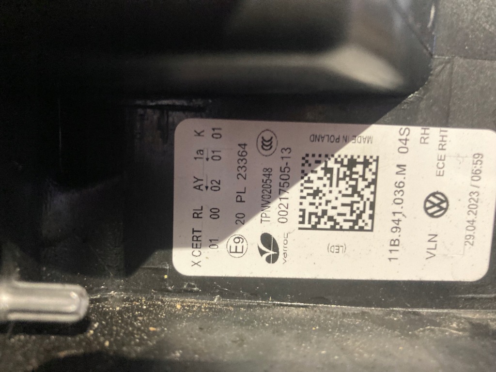 фото №11, Лампа перед правый full led iq.light vw id.4 11b941036m