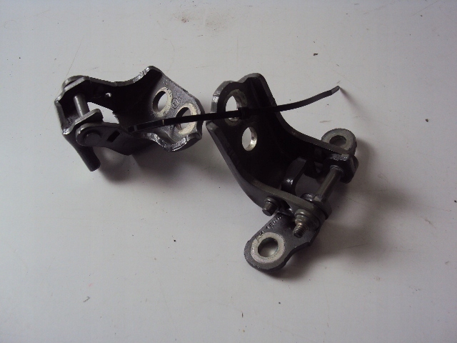 фото №2, Петлі двері лівий перед renault captur ii 19-