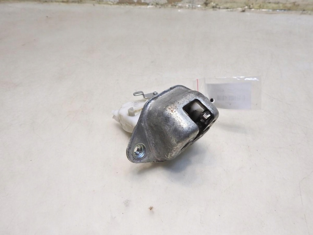 фото №4, Замок крышки задняя subaru outback iv