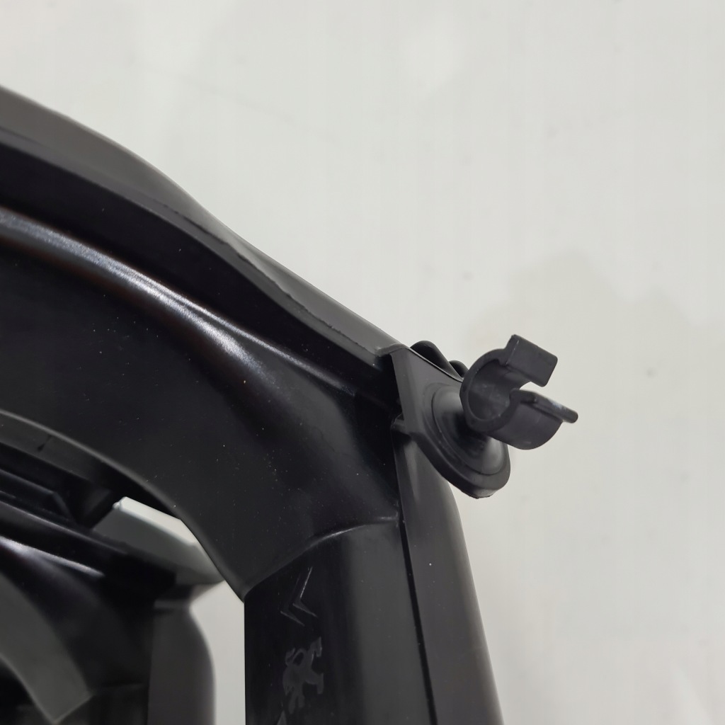 фото №8, Коллектор 9673063980 дроссельная заслонка 9673622380 peugeot citroen 1.2 vti bdb