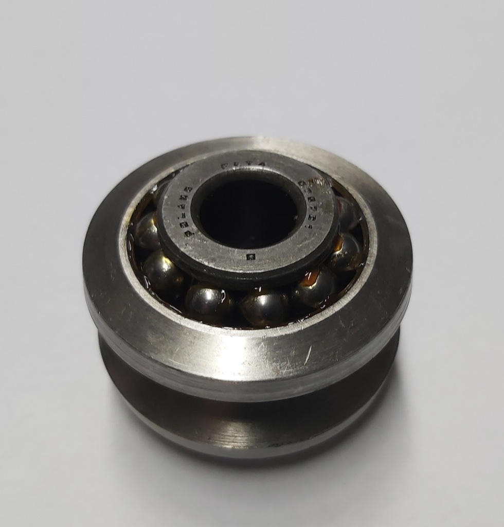 фото №1, Подшипник редуктор żuk nysa зарядное устройство gpz 676701 gpz676701 ролик ślimaka