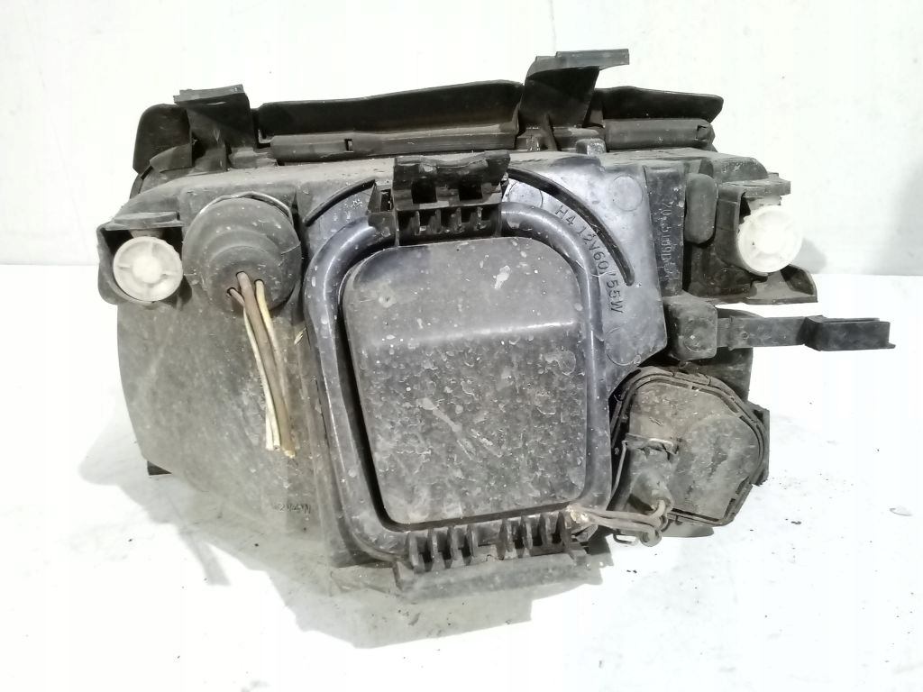 Audi a4 b5 лампа права перед передня Недорого