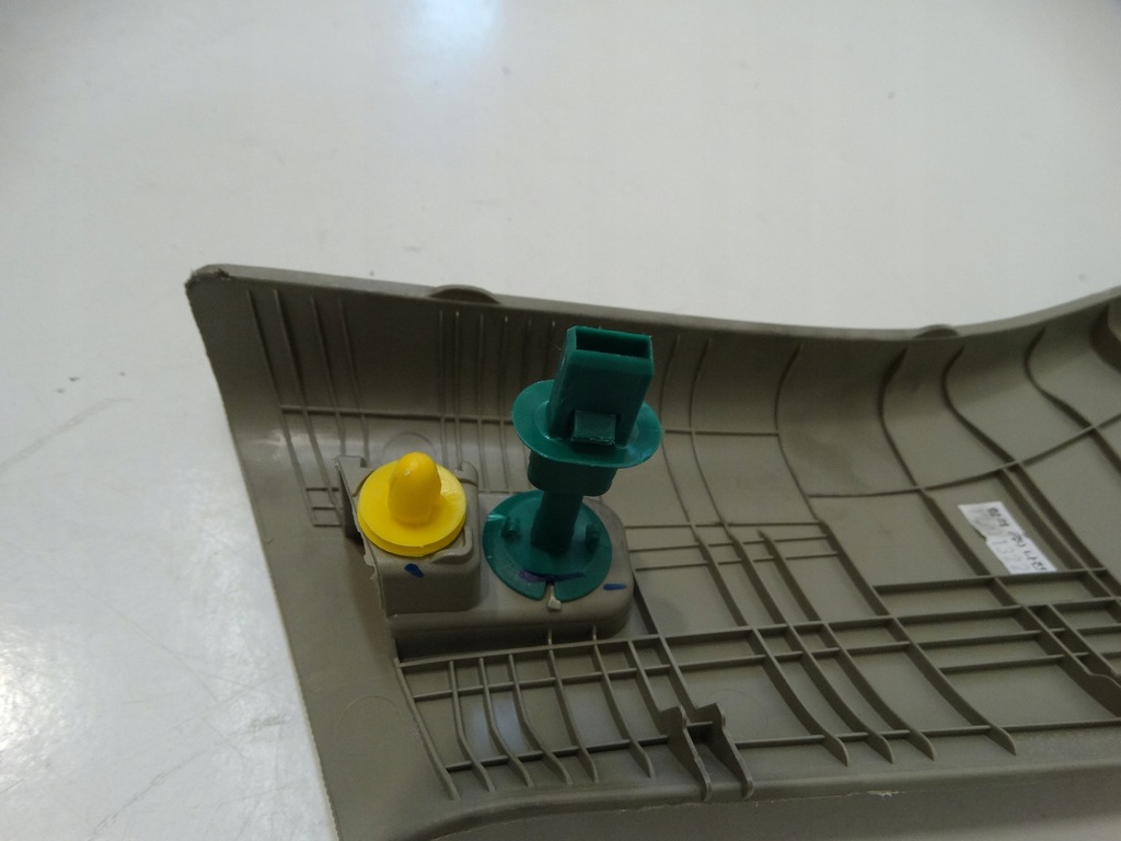 фото №10, Kia carens iv 2013-17 блок двигуна захист стійка чорний