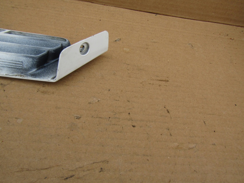 3 mercedes w201 190 белый левая решётка воздуха крыла заднего стойка c Цена