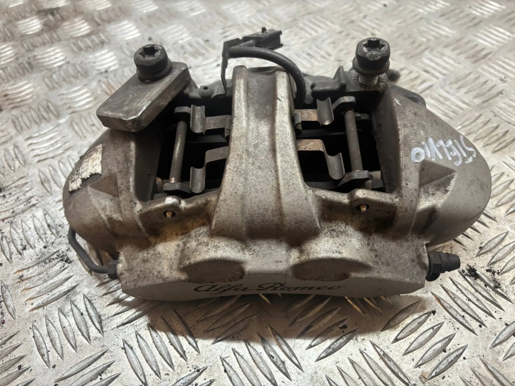 фото №3, Супорт гальмівний правий перед передній alfa romeo stelvio 2.2