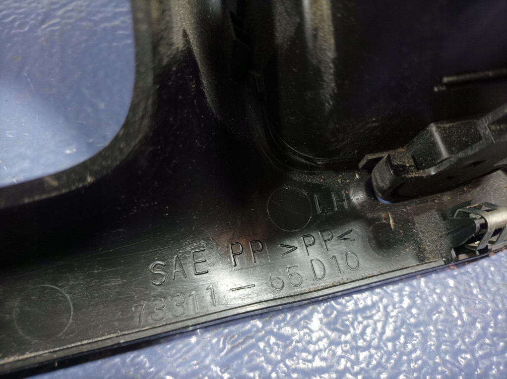 фото №8, Suzuki grand vitara i 98- рамка корпус спидометра решётки обдув