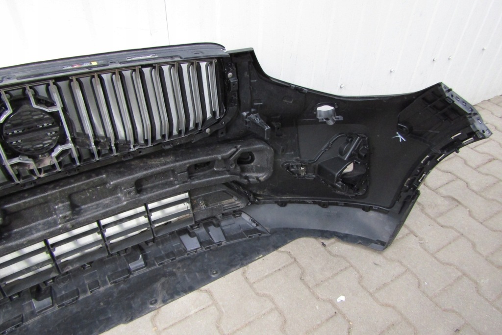 фото №10, Бампер перед передній volvo c40 xc40 lift 21-24