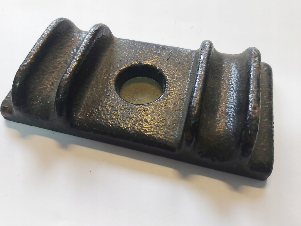 фото №1, Avia накладка подкладка стяжки рессора lublin