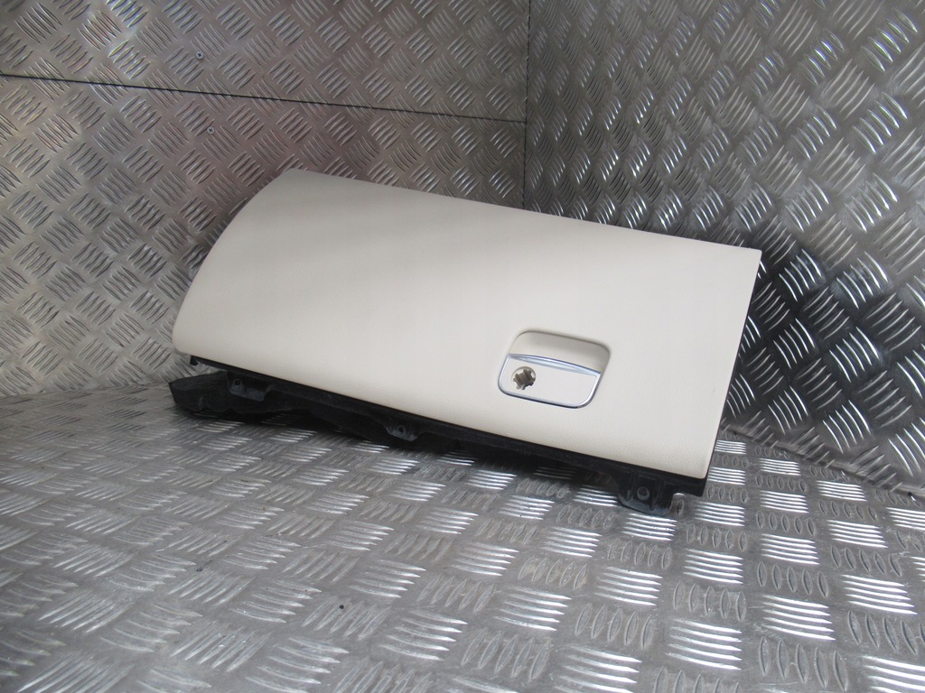 фото №1, Mercedes w222 lift бардачок пассажира perfum