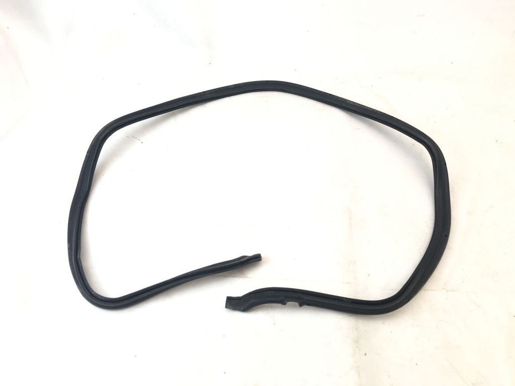 фото №1, Maserati ghibli 13- прокладка капот