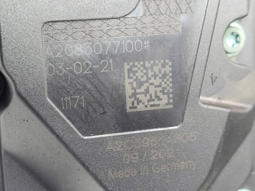 Коллектор впускной  дроссельная заслонка bmw 7 f01 f02 3.0 d 245 7800088 с Разборки