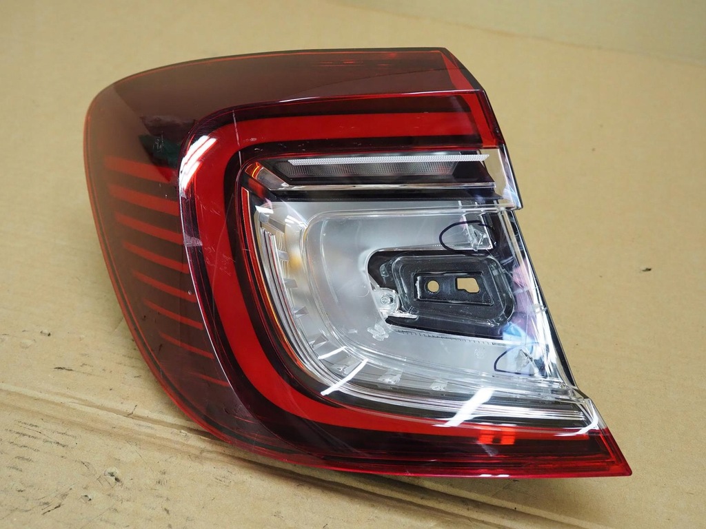 фото №1, Лампа задняя левая renault captur ii 19- 265555698r