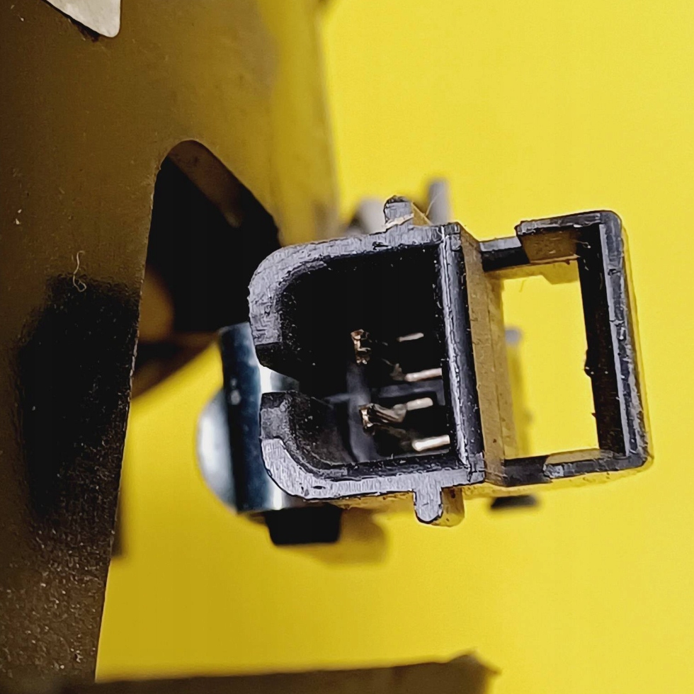 Купить Динамик правый перед mercedes-benz ml w163 a1638200202 nr158