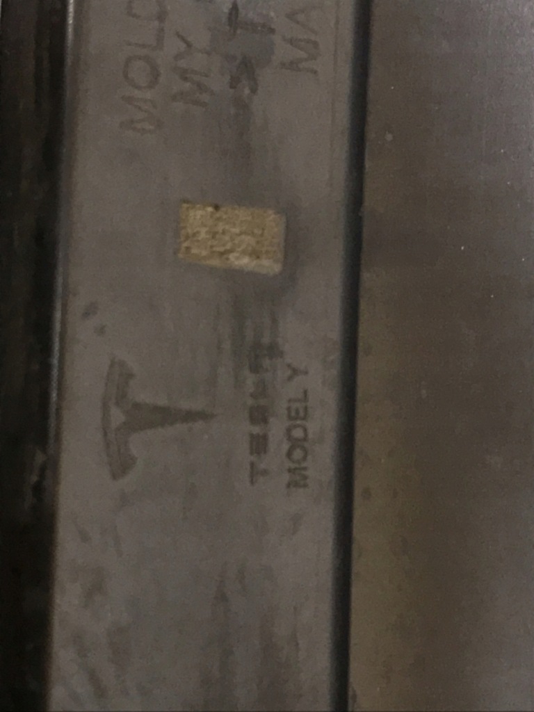 фото №11, Tesla y накладка дифузор бампер задня 1493763-00-a