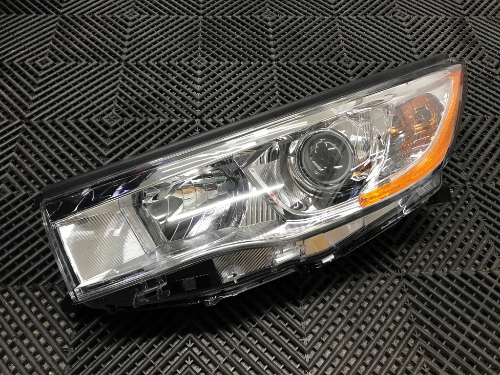 фото №1, Лампа левая перед toyota highlander iii xu50 2013-