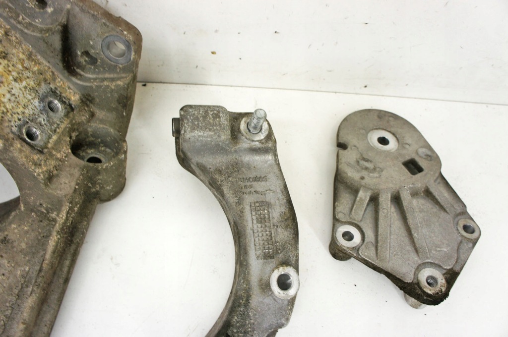 фото №6, Pr359 volvo v90 16- тримачі кронштейни кріплення комплект