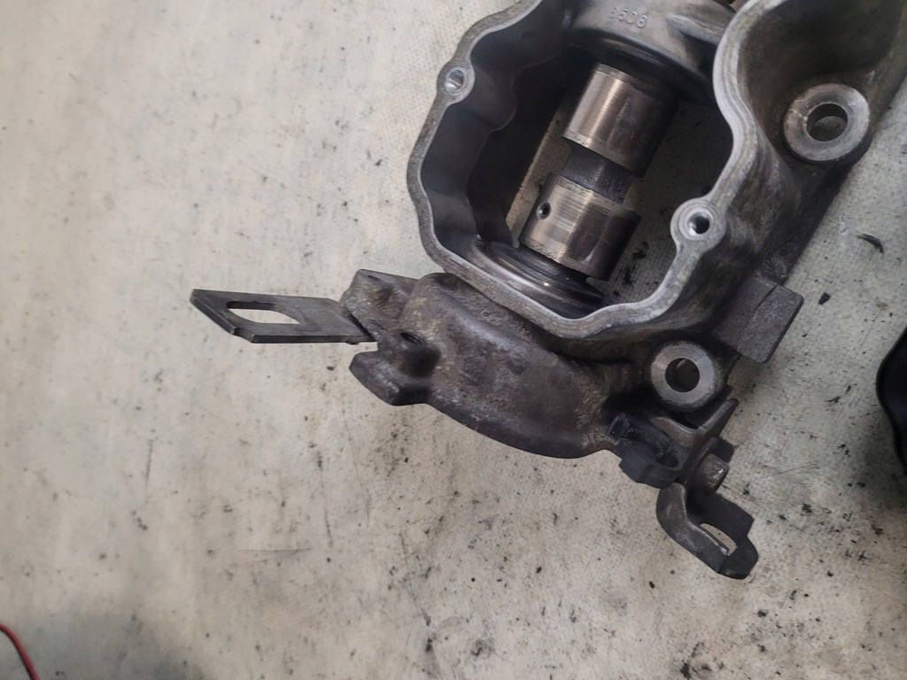 фото №8, Корпус вала оригінальний номер 90500144 вал розподільного валу кришка opel astra g ii 1.7dti