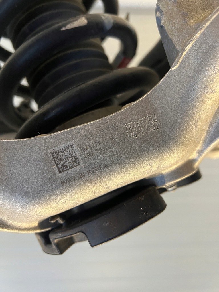 фото №12, Поворотний кулак ліва передня комплектна tesla model 3 lift 1044311-00-e комплектна